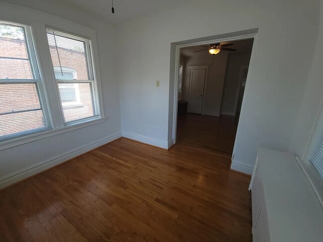 Building Photo - 6624 San Bonita Ave