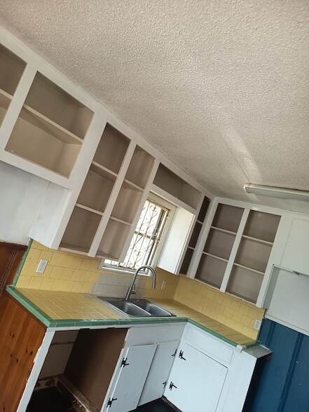 Building Photo - 5610 Cavalcade St