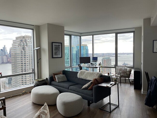 Foto del edificio - 95 Montgomery St