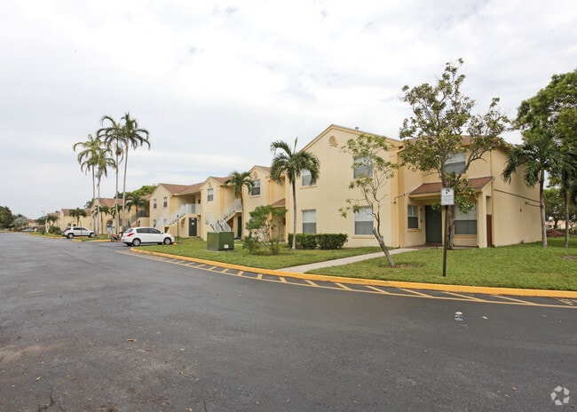 Mission Lakes Apartments