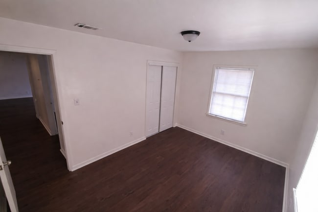 Building Photo - 134 Kirkwood Cir