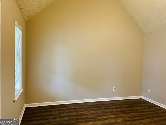 Foto del edificio - 12 Fredda Ln