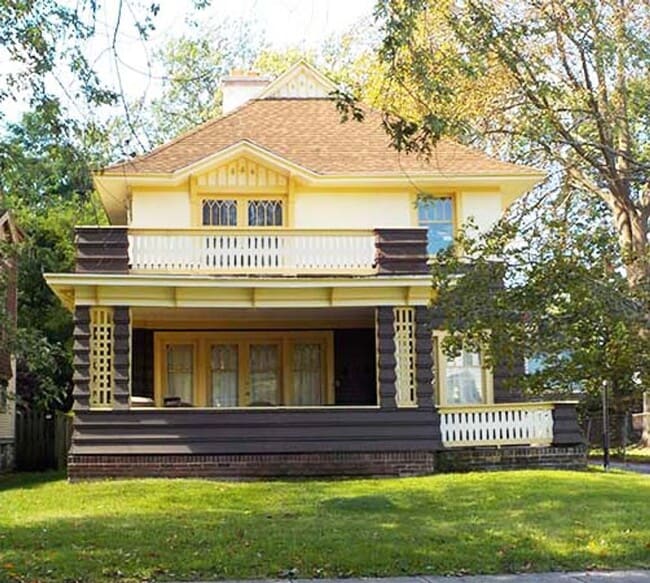 Photo - 464 Allen St House