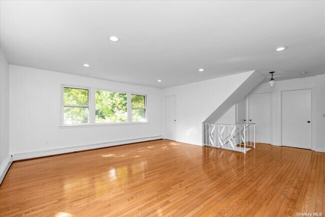 Foto del edificio - 22 Putnam Ave