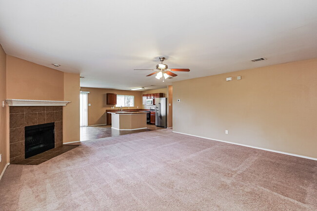 Building Photo - 10001 Chrysalis Dr