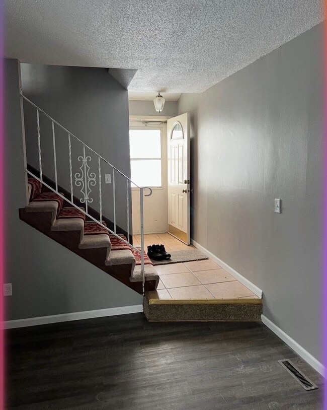 Building Photo - 8422 Brunswick Ct N