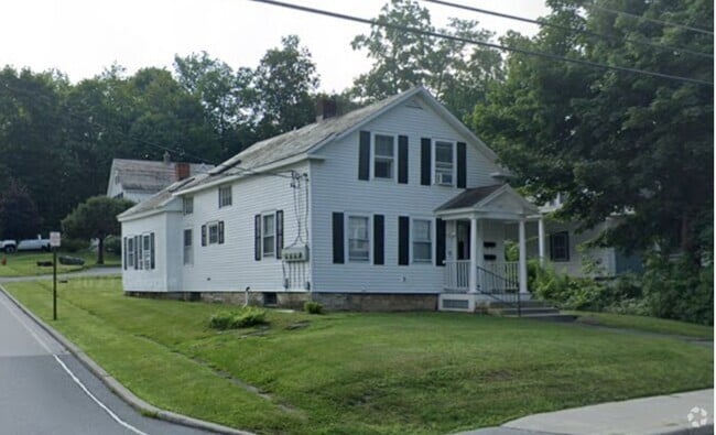 Building Photo - 400 South St