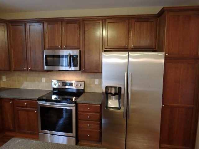 Building Photo - 322 Stoke Hammond Ct