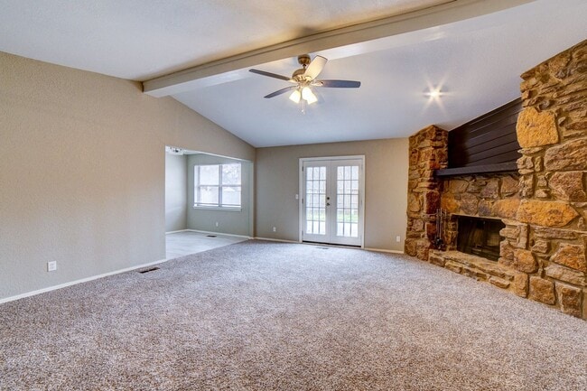 Building Photo - 3 Bed | 2 Bath | Tulsa | 1,511 SQFT