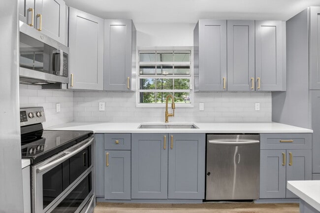 Foto del edificio - 1751 Banyan Creek Ct