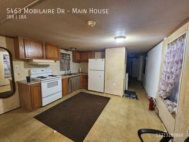 Building Photo - 5463 Mobilaire Dr