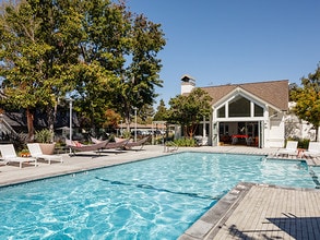 Building Photo - Madrone