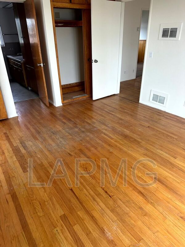 Foto del edificio - 2272 White St