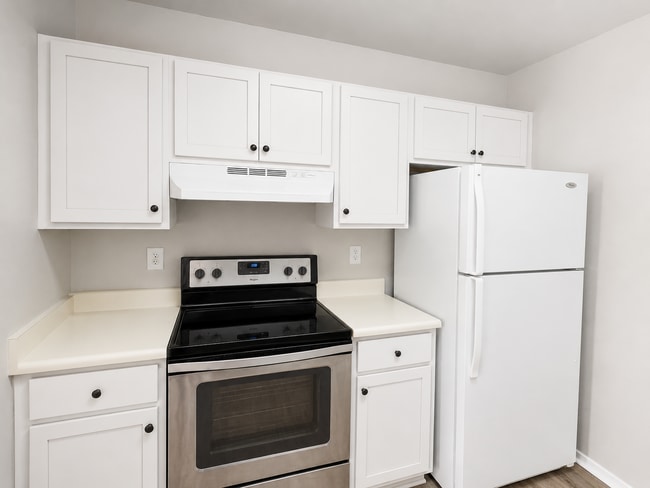 Building Photo - 1835 Zebulon Dr