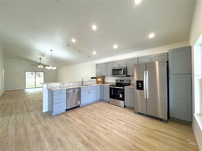 Building Photo - 8790 E Albertson Ct