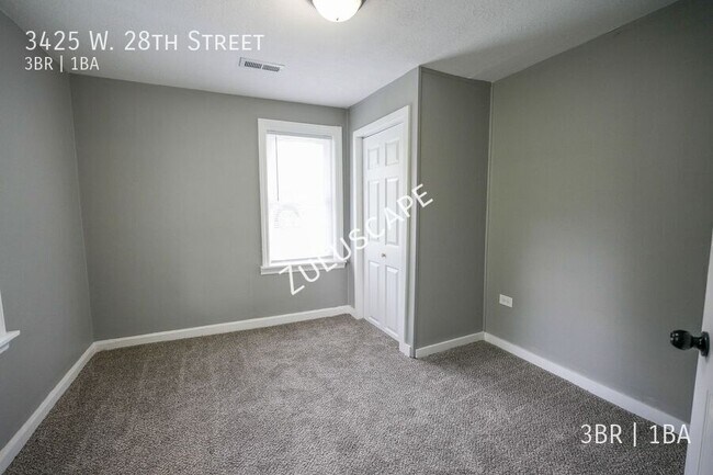 Foto del edificio - 3425 W 28th St