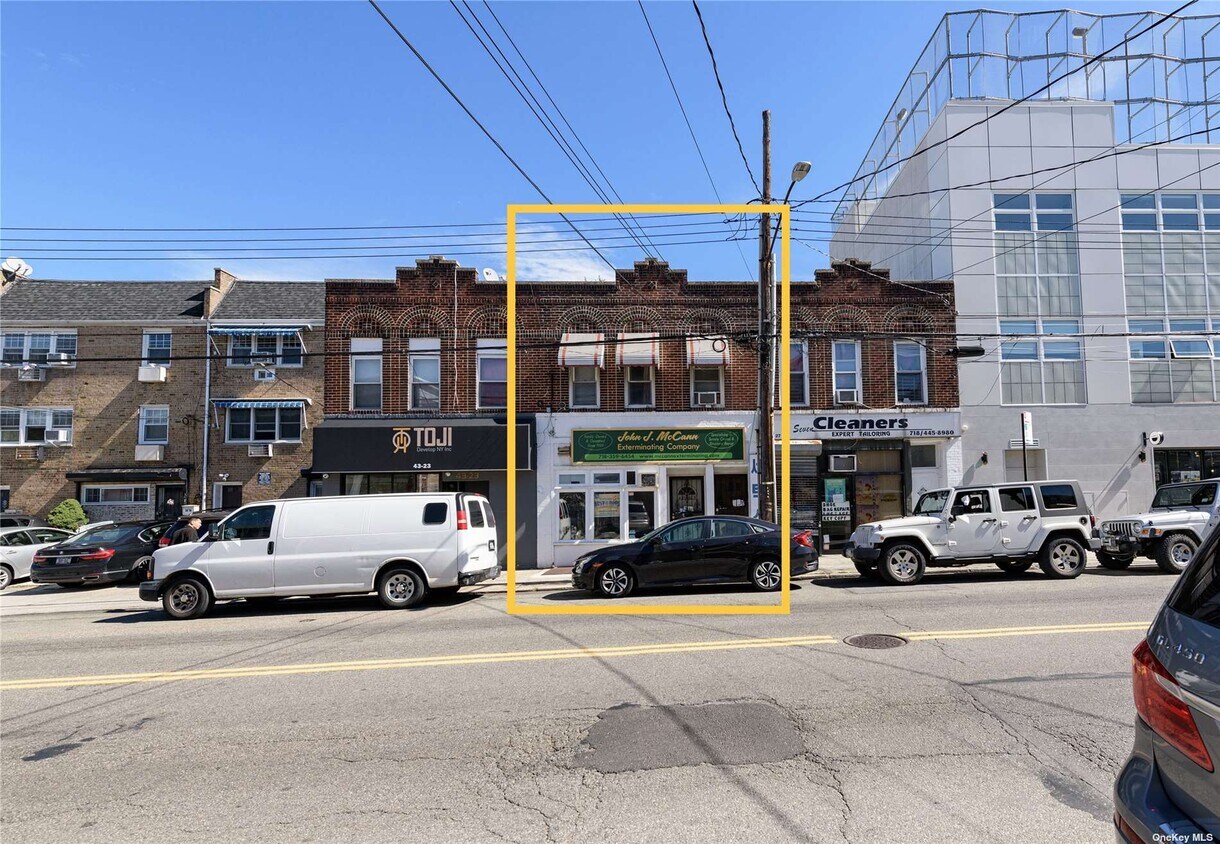Primary Photo - 43-25 162nd St