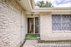 Foto del edificio - 206 Meadow Path Dr