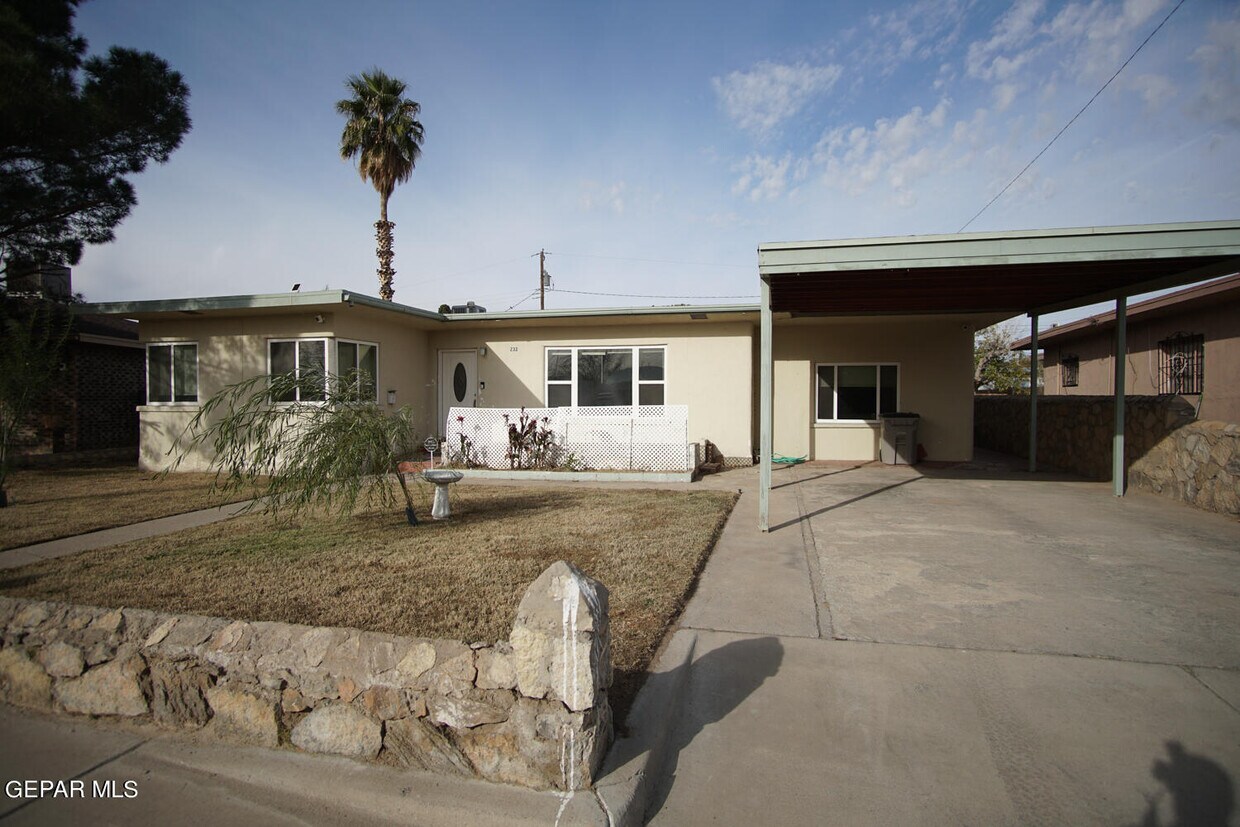 233 Orndorff Dr, El Paso, TX 79915 House Rental in El Paso, TX