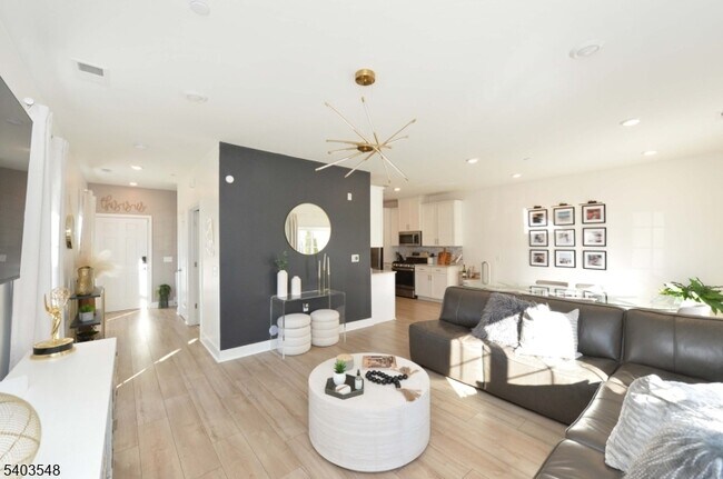 Foto del edificio - 92 Harvest Wy