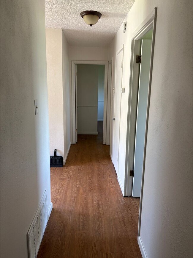 Foto del edificio - 3 B/R  1 B/A house in Gridley. AVAILABLE NOW!