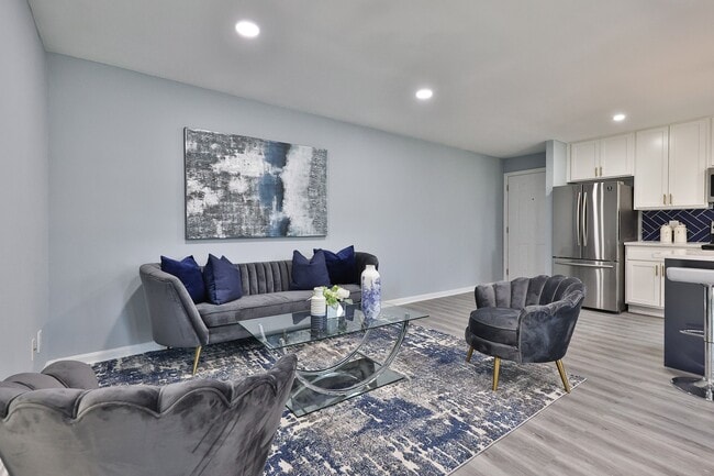 Building Photo - Dogwood Gardens Apartments