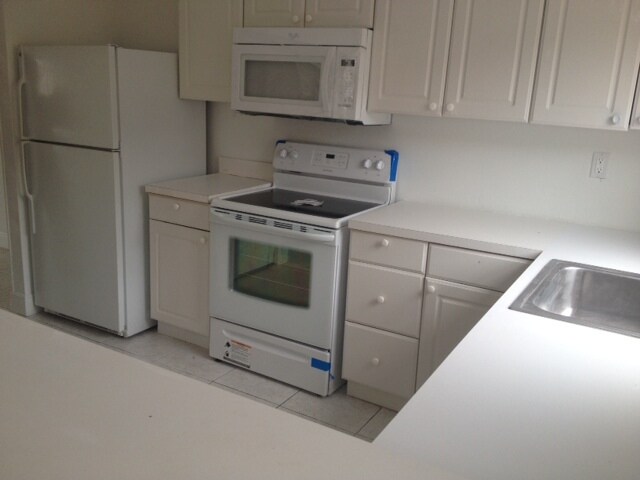 Foto del edificio - 5734 Blueberry Ct