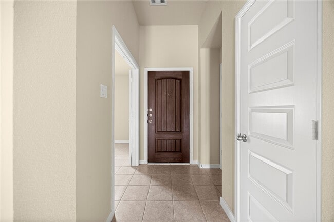 Building Photo - 18003 Alora Springs Trace