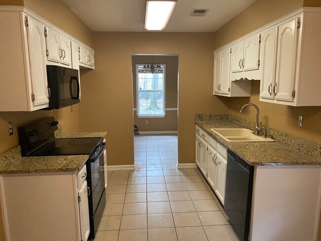 Foto del edificio - 9161 Valkrie Ln