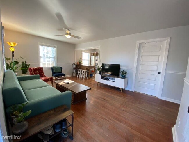 Building Photo - 3 br, 1.5 bath House - 2222 Glascock St