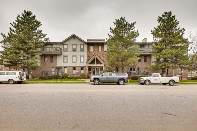 Foto del edificio - 6425 S Dayton St, Apt 107