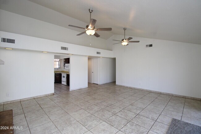 Building Photo - 4032 E Nancy Ln