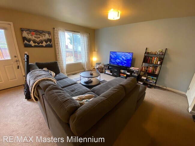 Building Photo - 3 br, 2 bath House - 8479 Stacy Dr
