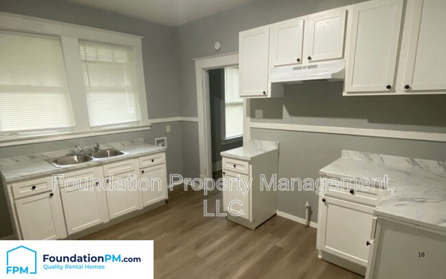 Foto del edificio - 775 N Willett St