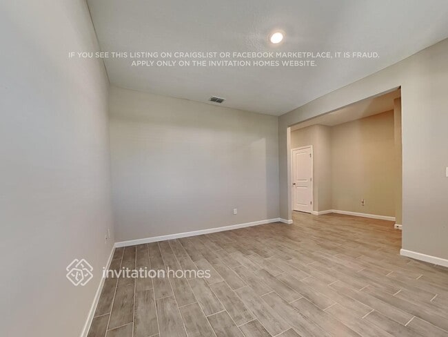 Foto del edificio - 9760 Lovage Ln