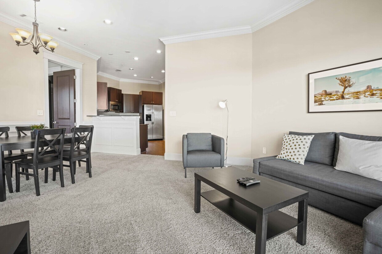 Foto principal - 625 Piedmont Ave NE
