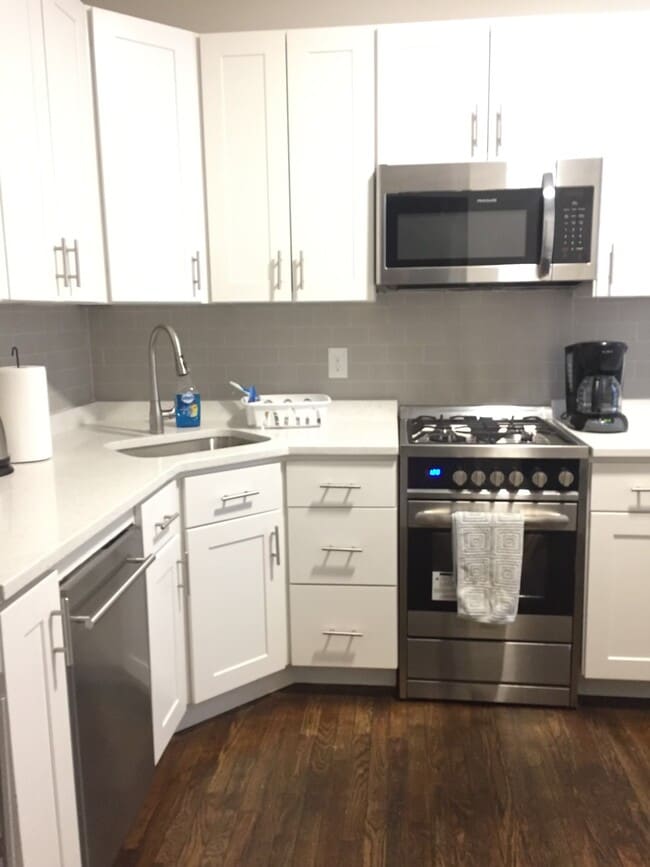 Building Photo - Clearway Apartments