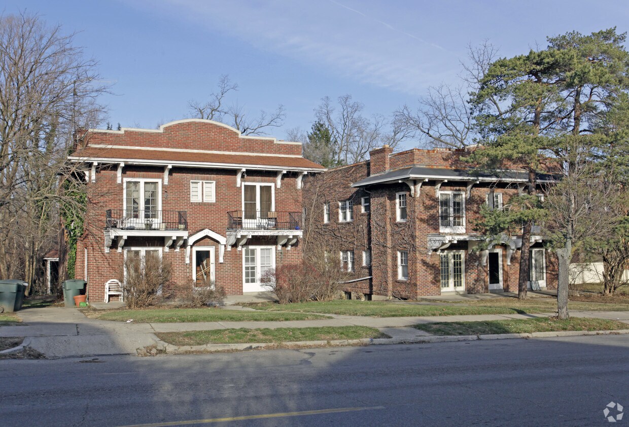 Primary Photo - 615-625 W Fairview Ave