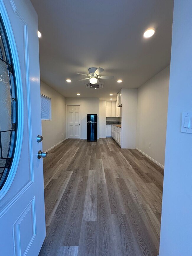 Building Photo - EGAN STREET TRIPLEX