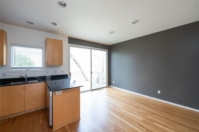 Building Photo - 2463 Field Way