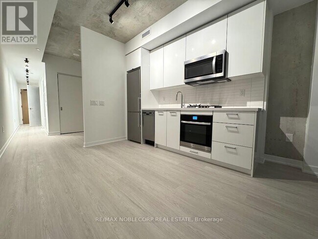 Photo du bâtiment - 195 McCaul St