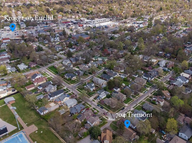 Location in relation grocery, stores, and downtown - 704 Tremont Ave