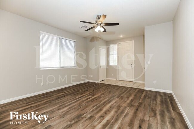 Building Photo - 8058 Palace Estate Ave