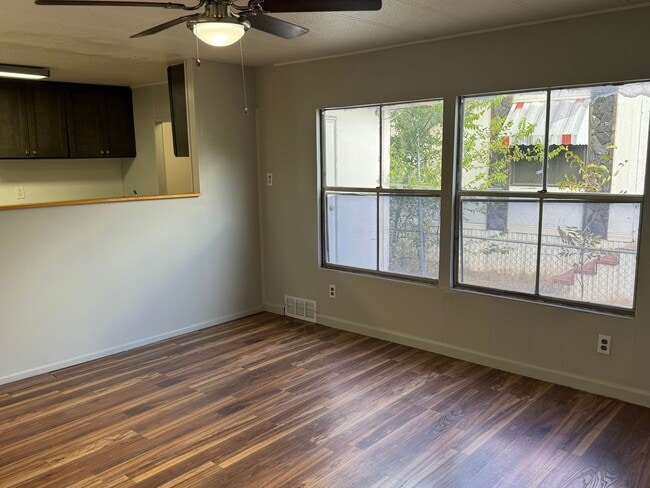 Building Photo - 8415 Braewick Dr