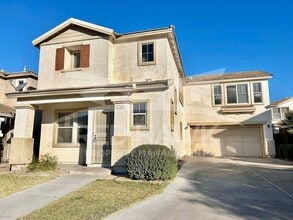 Building Photo - 8750 E Lindner Ave