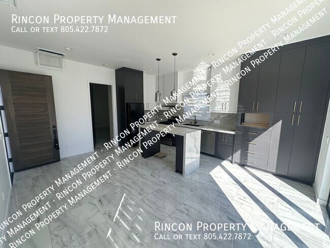 Building Photo - 3511 Pear Ct