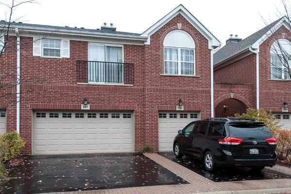 Foto principal - 887 Bromley Pl