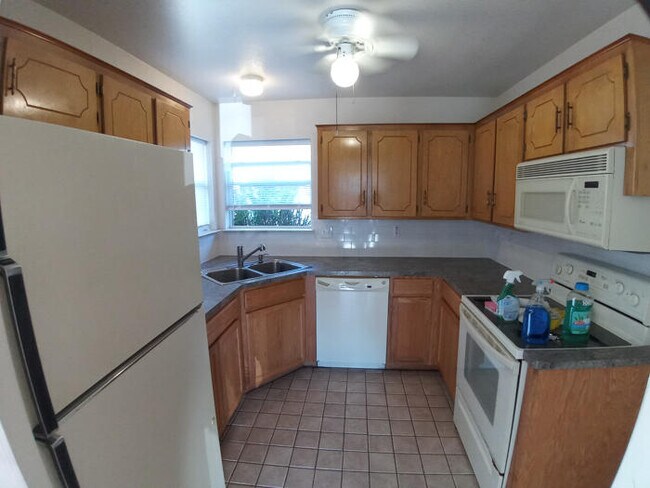 Foto del edificio - 1602 Creek St