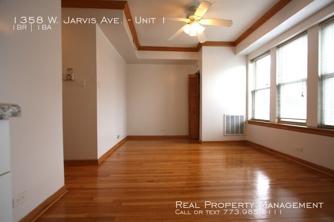 Building Photo - 1358 W Jarvis Ave