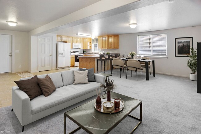 Foto del edificio - 3 br, 2 bath Duplex - 1935 West 4975 South B